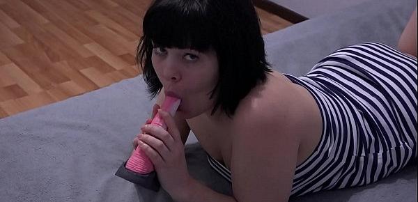  Lesbians love rimming, cunnilingus, licking anal and hairy pussy, dildo in a wet vagina! This hot oral sex brought the girlfriend to orgasm with abundant white discharge.